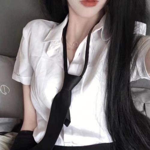 两只老虎